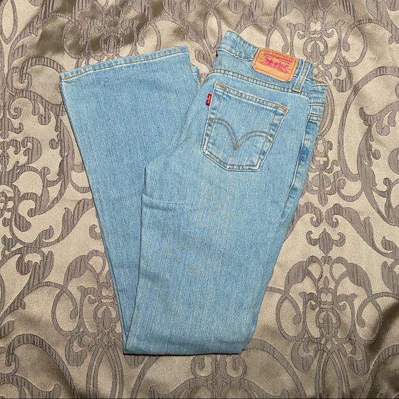 Levi’s super low bootcut denim - Picture 5 of 8